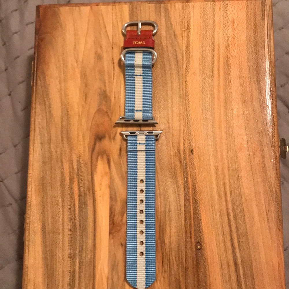 Toms Apple Watch band